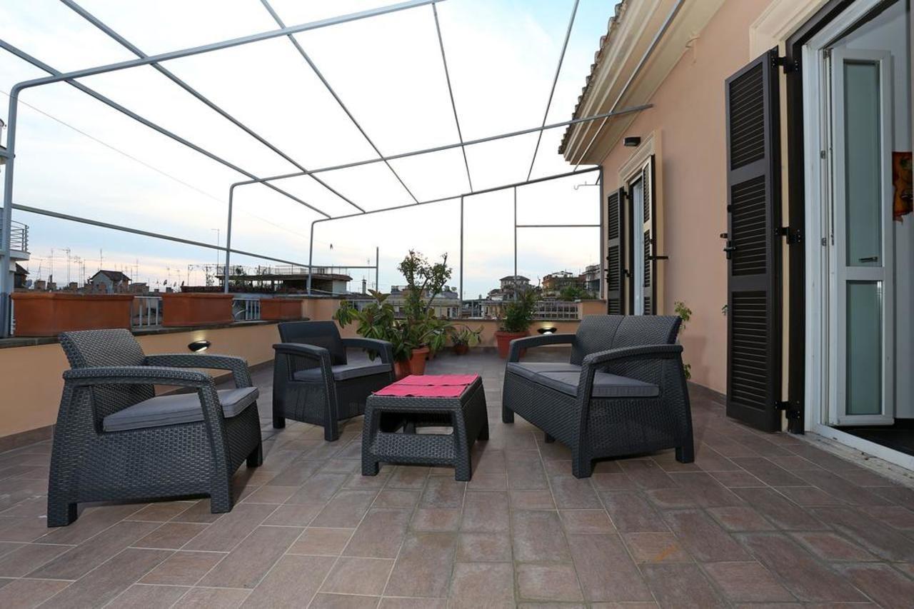 B&B La Terrazza Sul Colosseo Rome Exterior photo