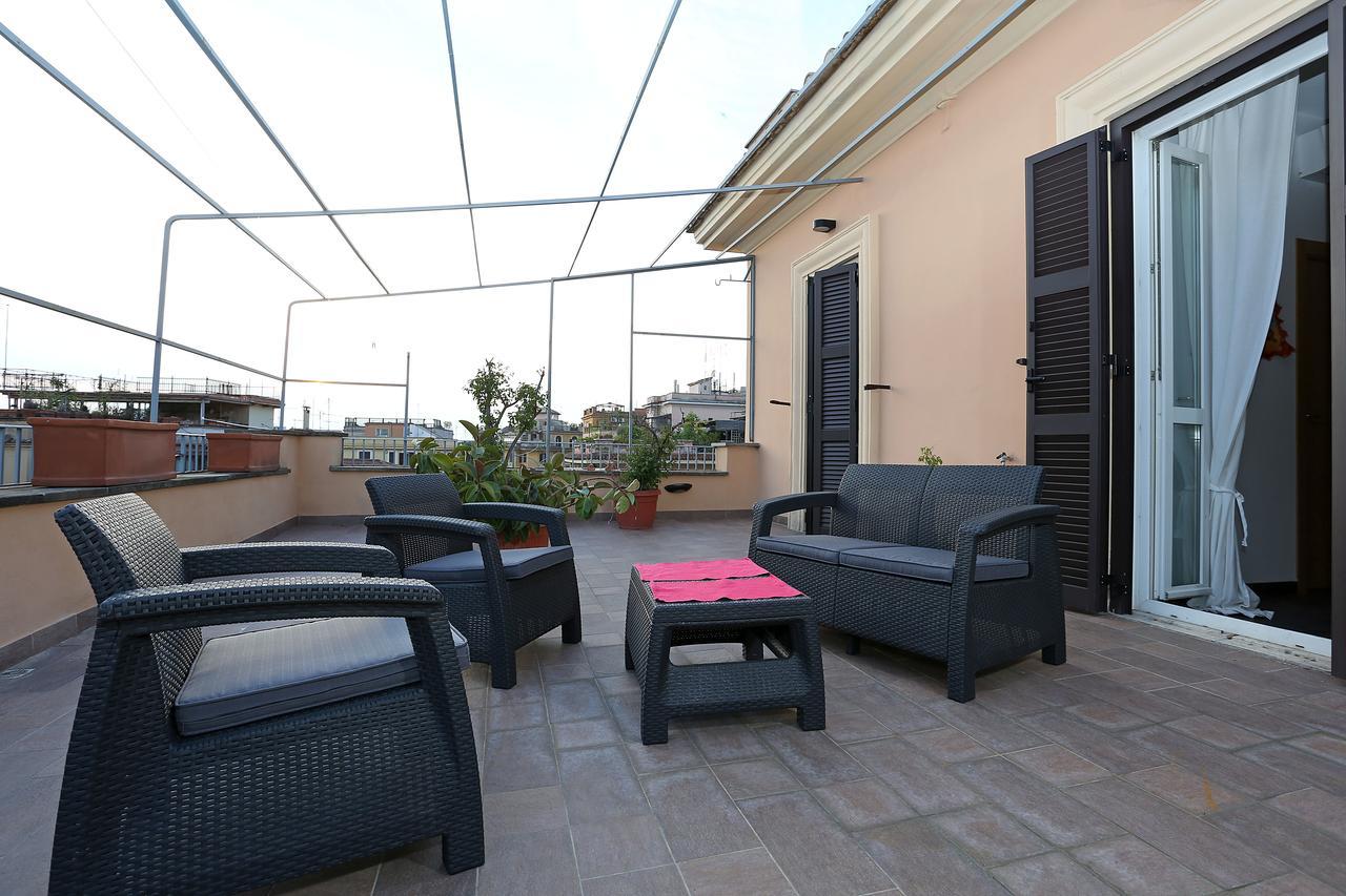 B&B La Terrazza Sul Colosseo Rome Exterior photo